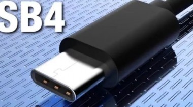 新款USB4.0插口