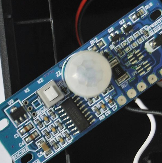 轻触开关在PCB电路板的应用